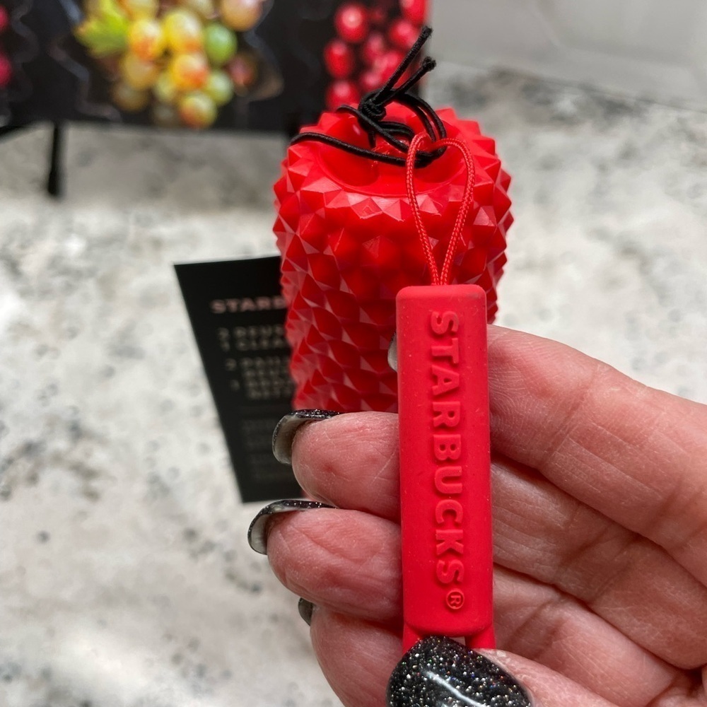 Starbucks 2024 Holiday Red Studded Bling Case & Reusable Straw Kit. NWT - Picture 5 of 7